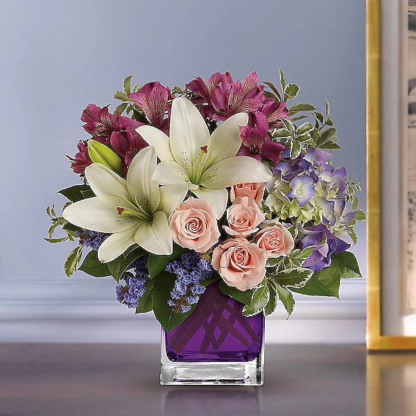 Teleflora's Garden Romance